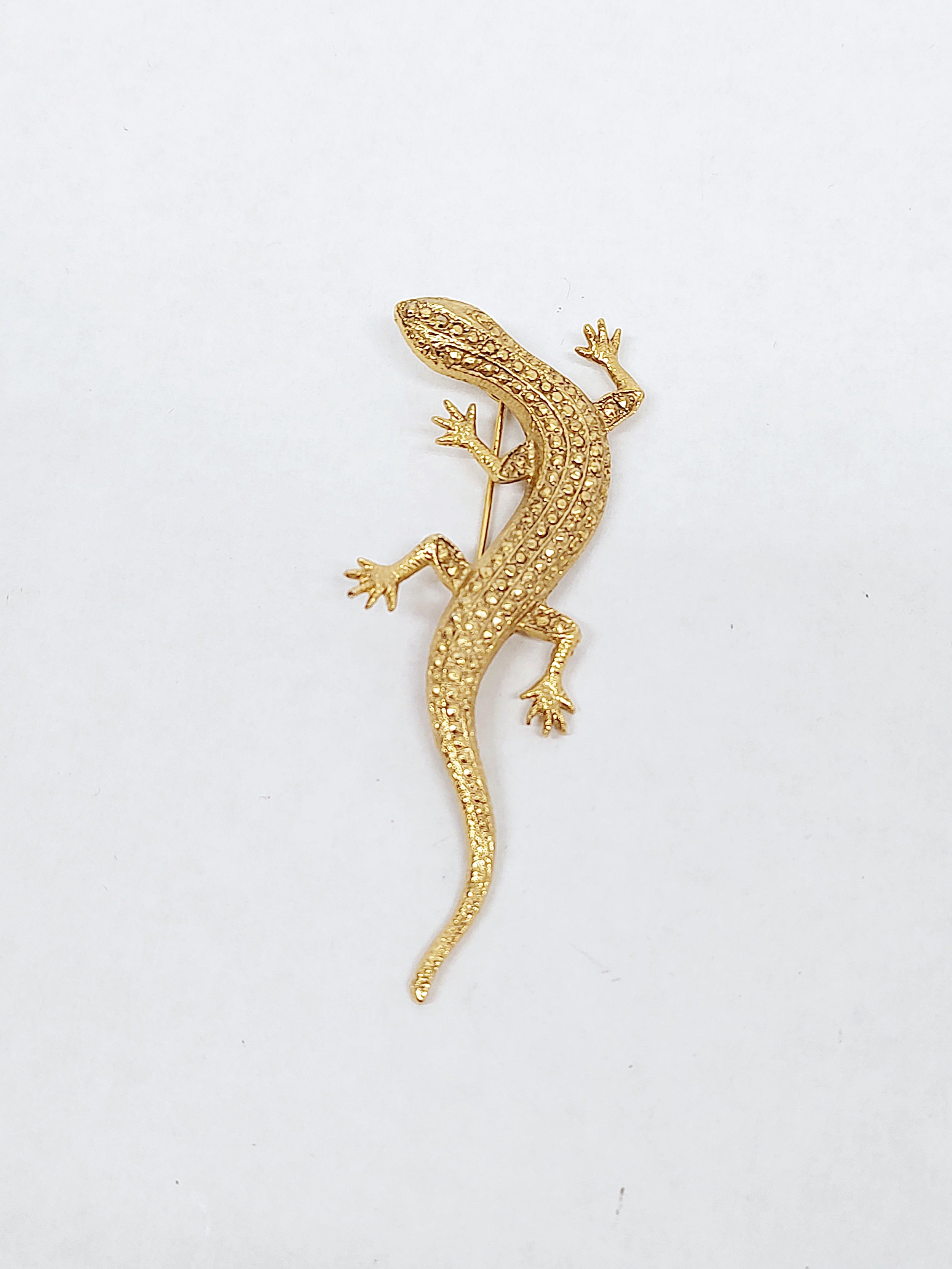 VintageVintage Gold hotsell Tone Gecko Lizard Brooch