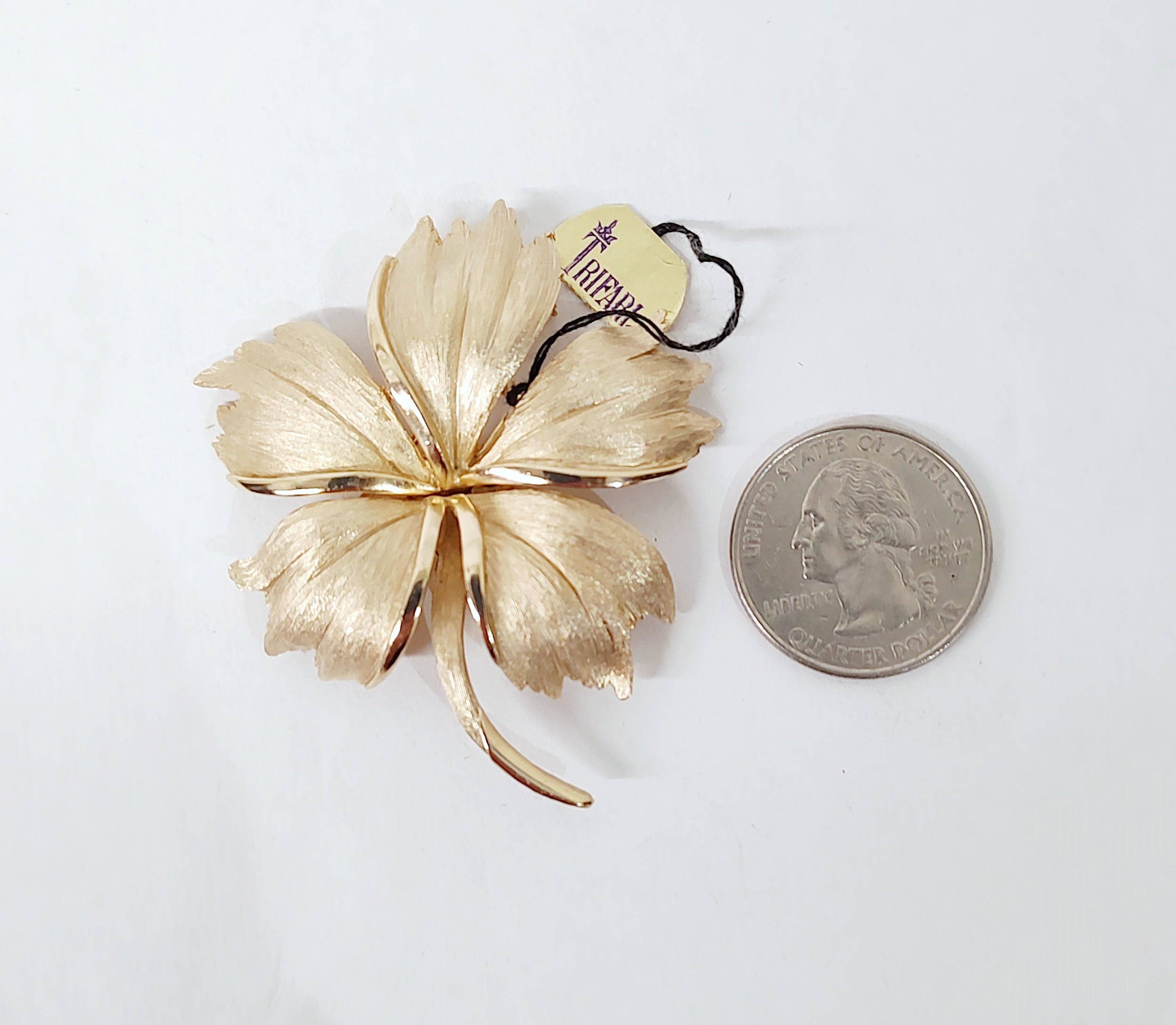 NWT 1955 1964 Crown Trifari Gold Tone Flower Brooch Pin USA Hers and His Treasures