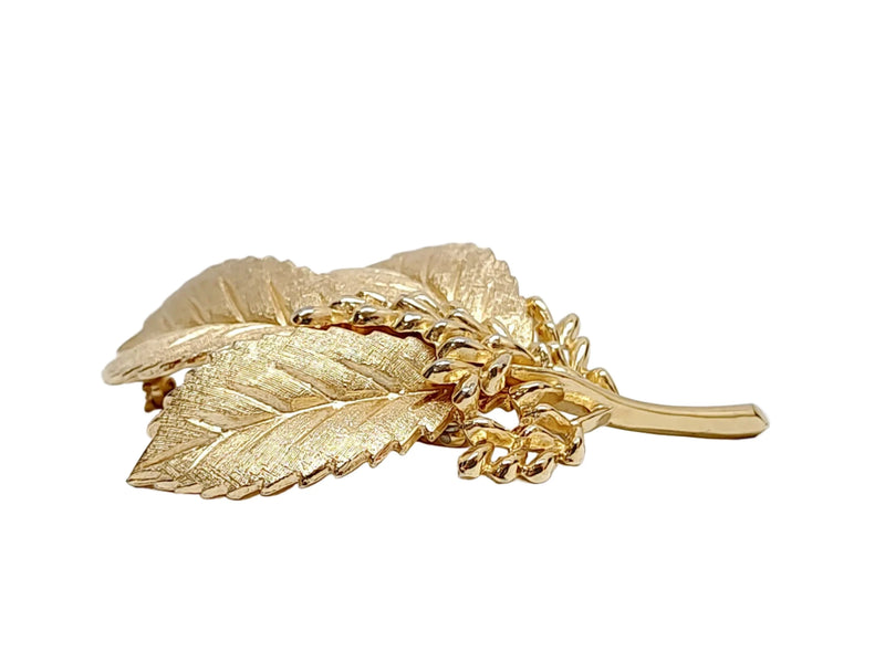 Vintage Crown Trifari Gold Tone Leaf Brooch | USA - Hers and His Treasures