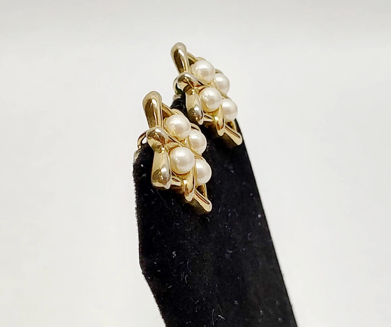 Vintage Trifari Gold Tone with Faux Pearls Clip-On Earrings | USA - Hers and His Treasures
