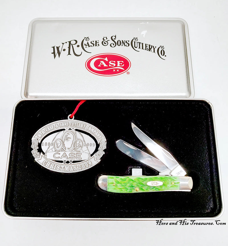 New 2009 Case XX 6207 Happy Holidays Green Bone Pocket Knife - Hers and His Treasures