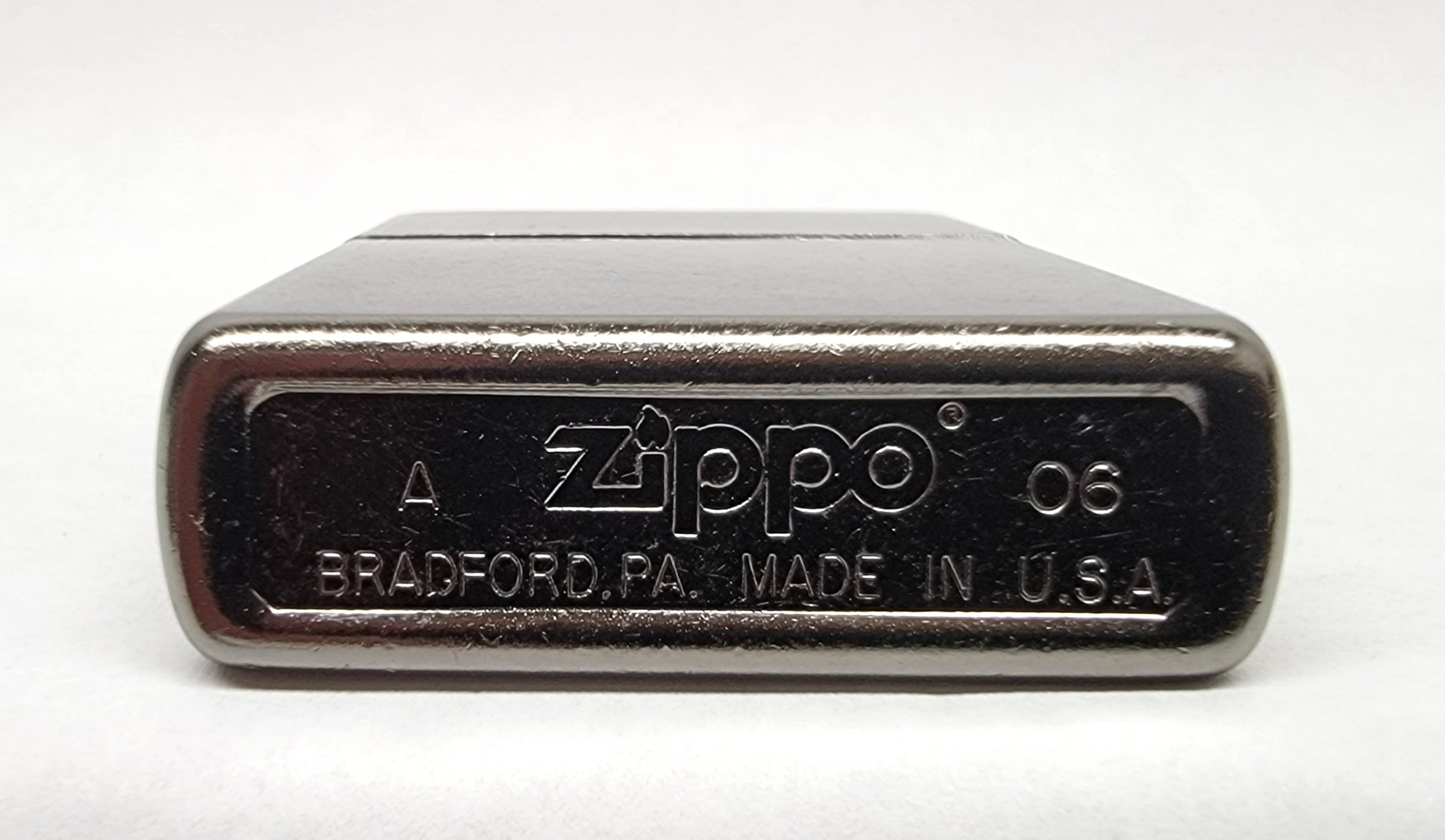 2006 Marlboro Black Ice Street Chrome Horizontal Lines Zippo Lighter