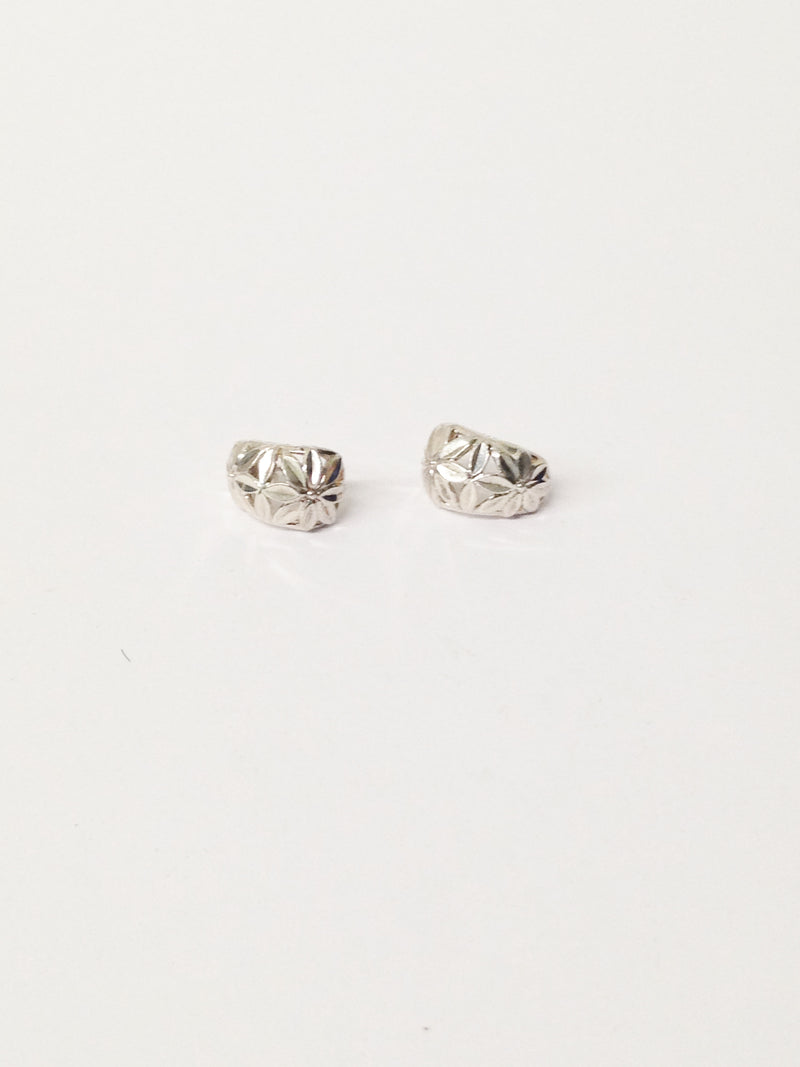 Flower Cut Design Hooped .925 Sterling Silver Earrings