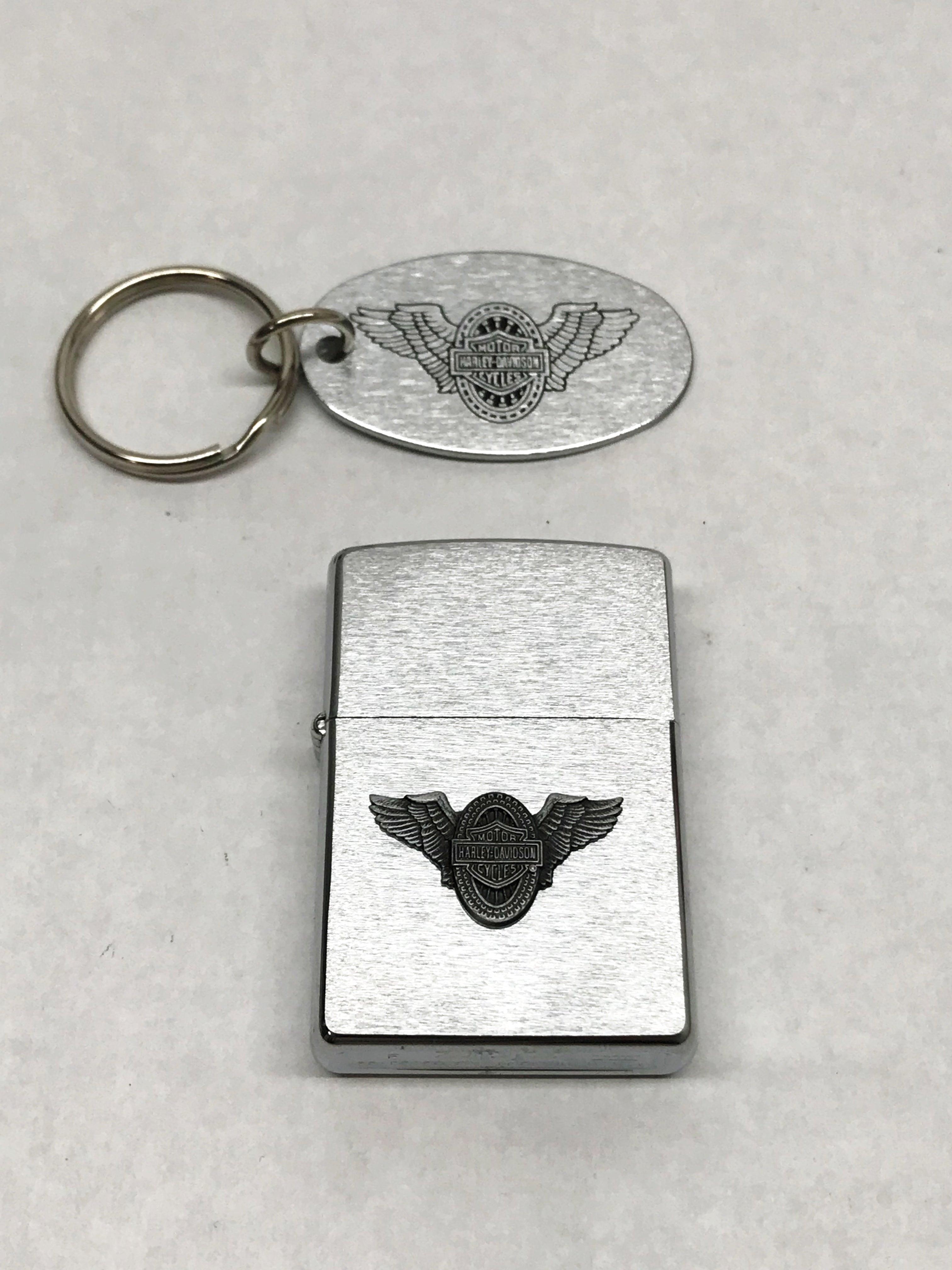 New 1997 XIII Harley Davidson Oval Wing Zippo Lighter And Keychain