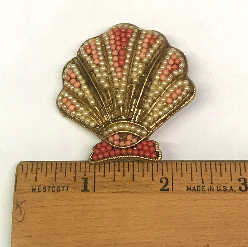 LC Liz Claiborne Scalloped Sea Shell Brooch Pin