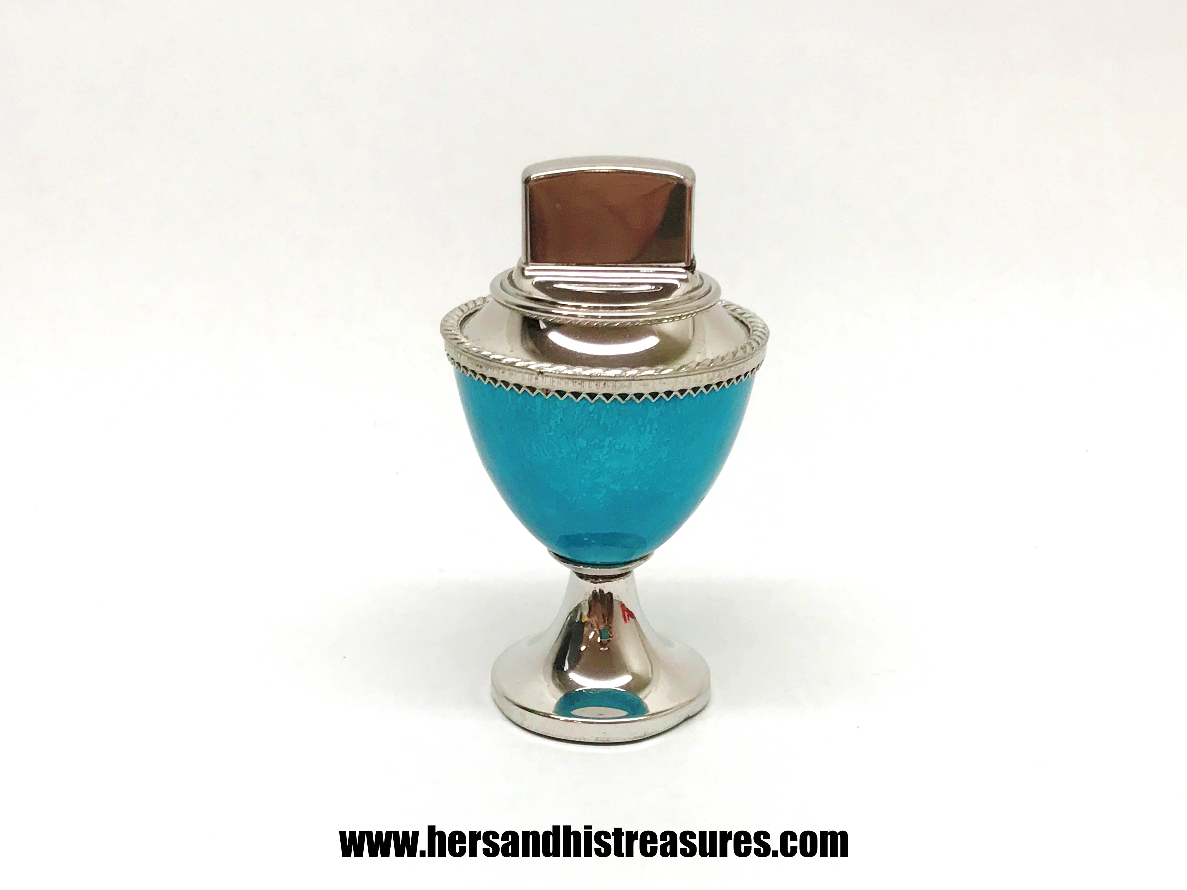 1960-1966 Corinthian Turquoise and Rhodium Finish Zippo Lighter No 