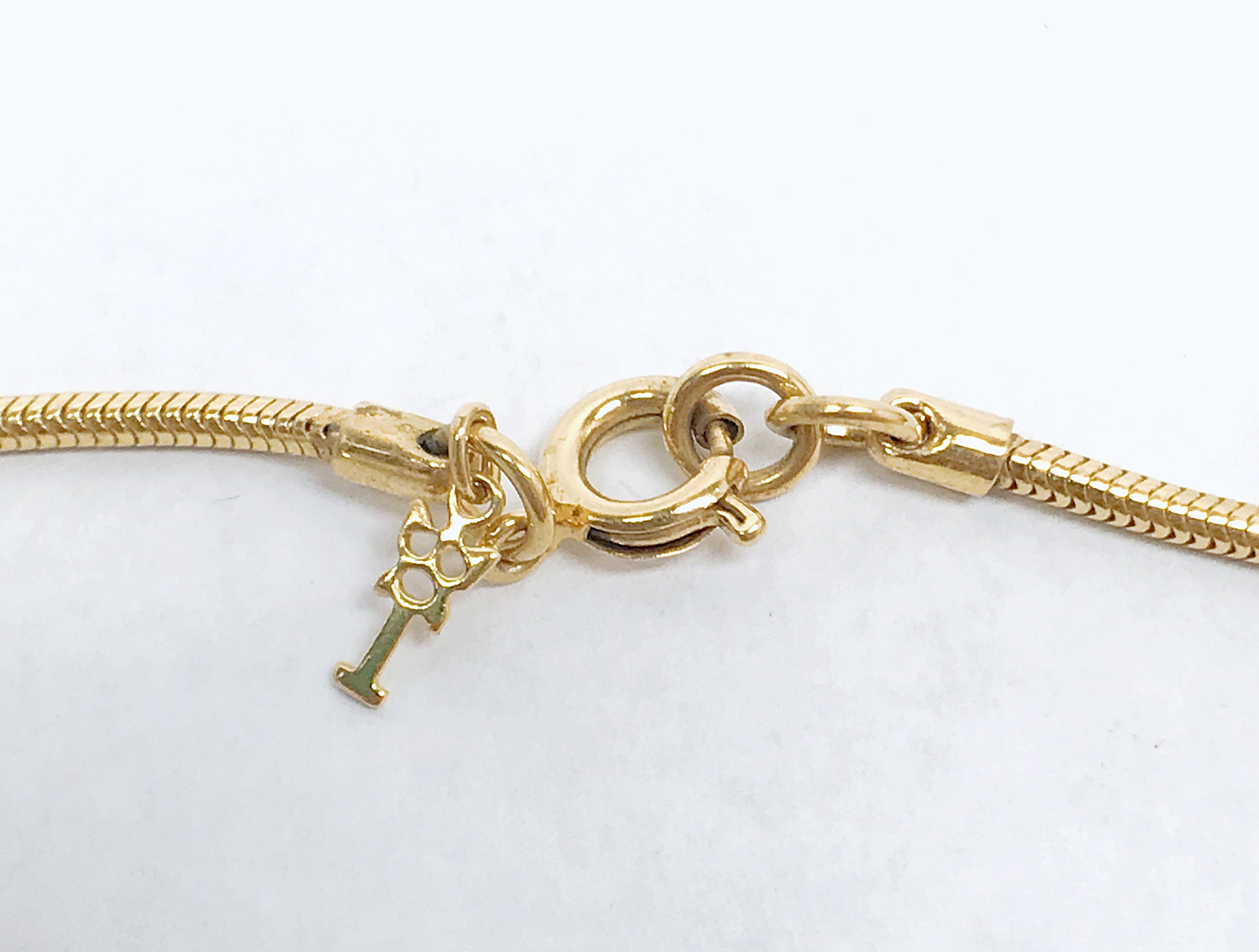 Vintage Crown shops TRIFARI gold rose snake chain necklace