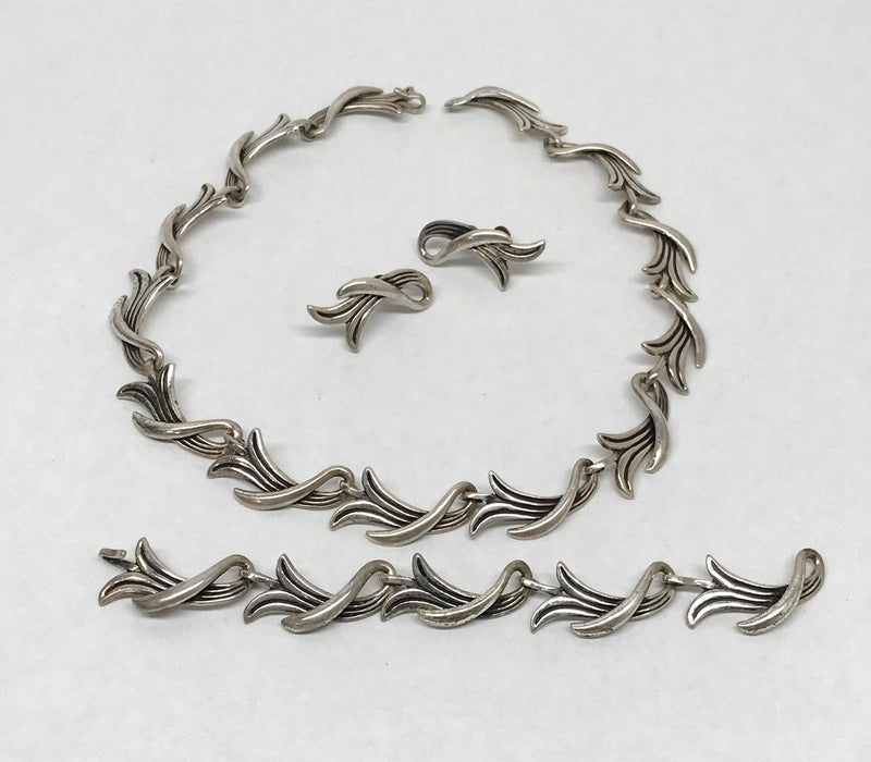 Vintage 1950's MB Signed Taxco Mexico 950 Silver Wave Link Necklace Set - Hers and His Treasures