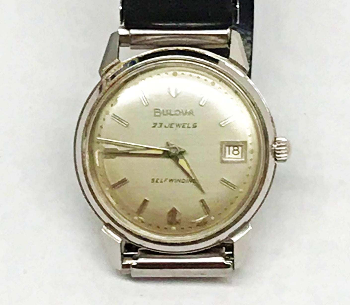 Bulova 23 discount jewel self winding